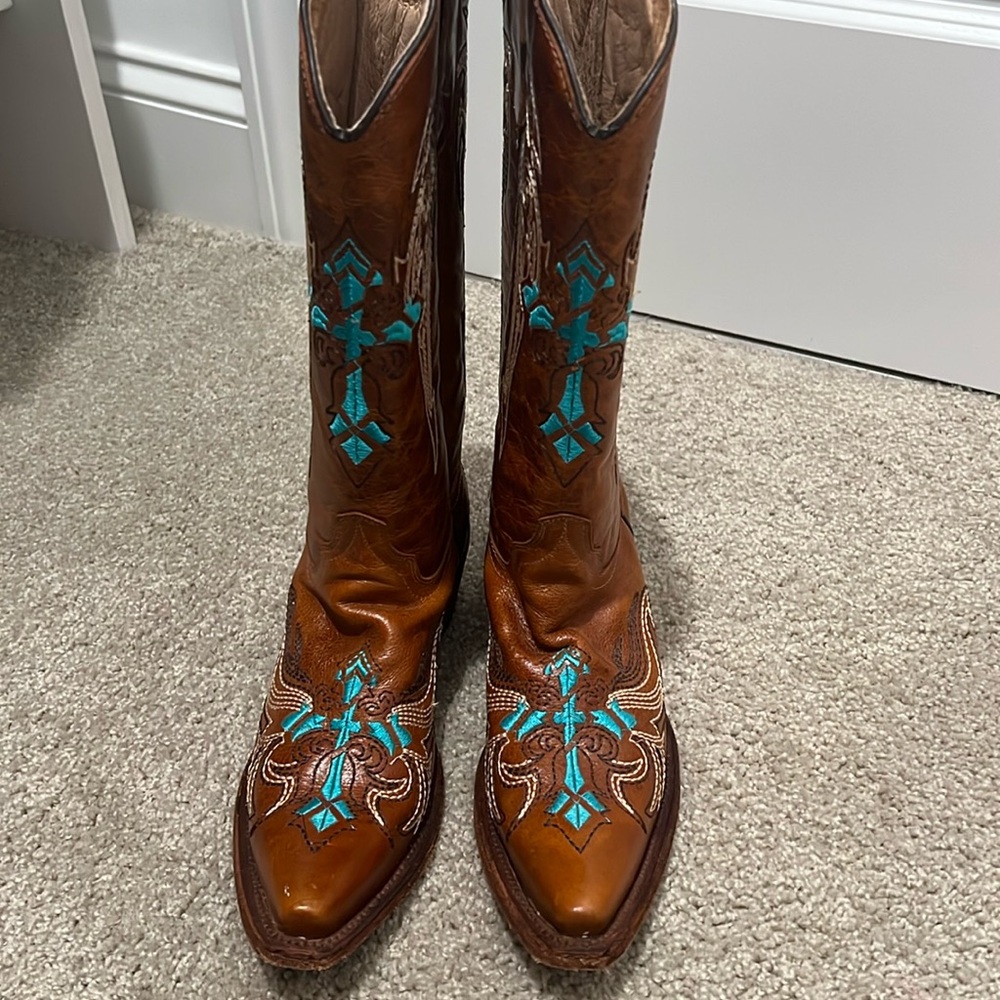Corral Tan and Turquoise Embroidered Heeled Boots
